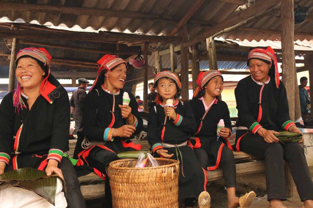 The dao people at meo vac market