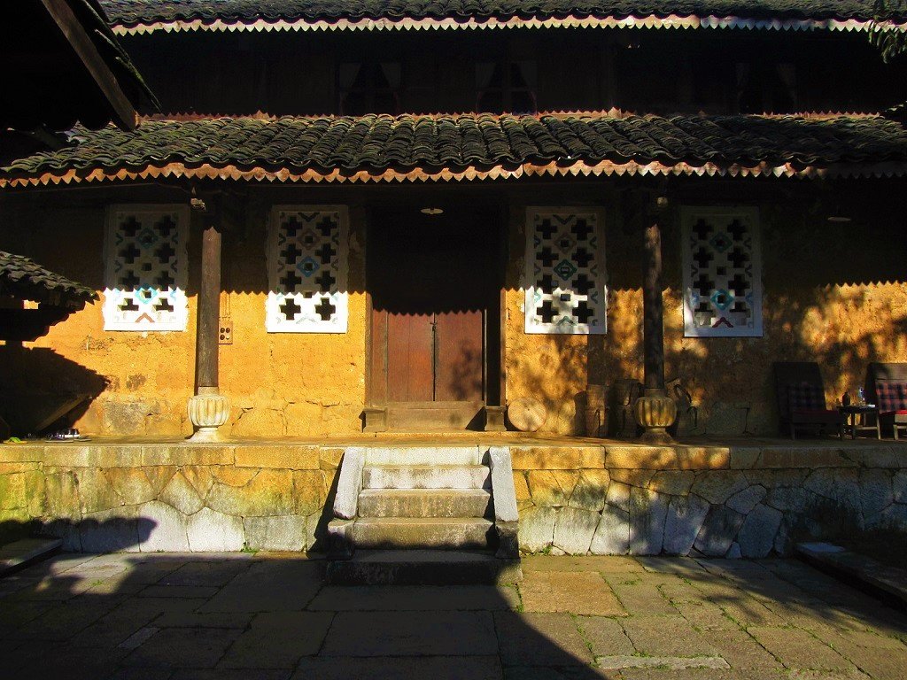 Nhà cổ chúng pủa